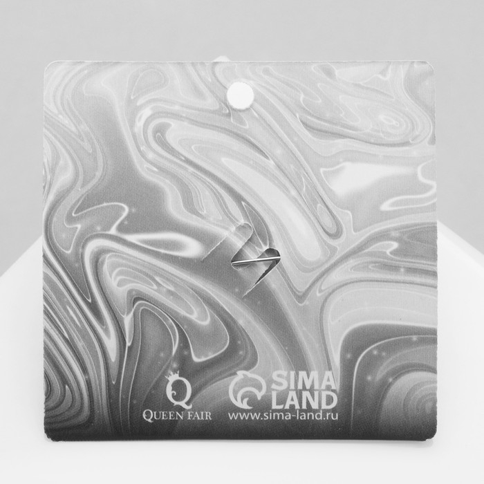 Брошь «Сердце» абстракт, цвет красный в серебре Брошь «Сердце» абстракт, цвет красный в серебре