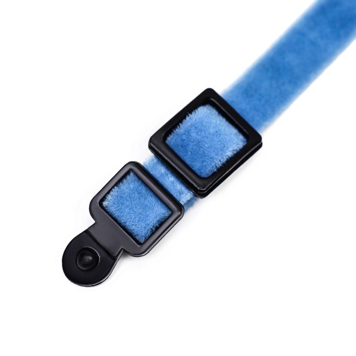 Ошейник кошачий мягкий с бубенчиком, 30 х 1 см, текстиль, голубой Ошейник кошачий мягкий с бубенчиком, 30 х 1 см, текстиль, голубой