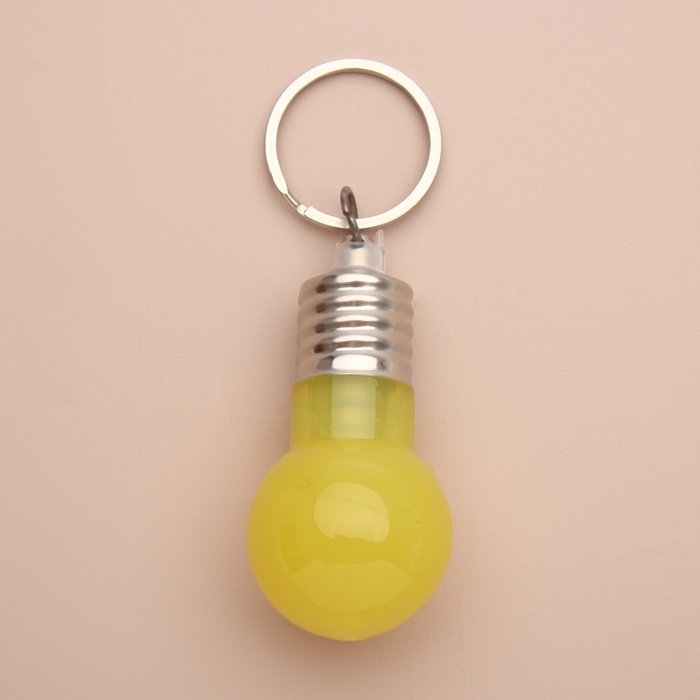 Маячок световой на ошейник для больших и средних собак, жёлтый Маячок световой на ошейник для больших и средних собак, жёлтый