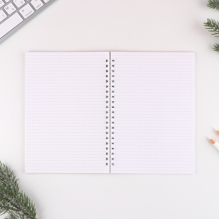 Новый год. Ежедневник с тиснением «Мечтай», А5, 60 листов Новый год. Ежедневник с тиснением «Мечтай», А5, 60 листов