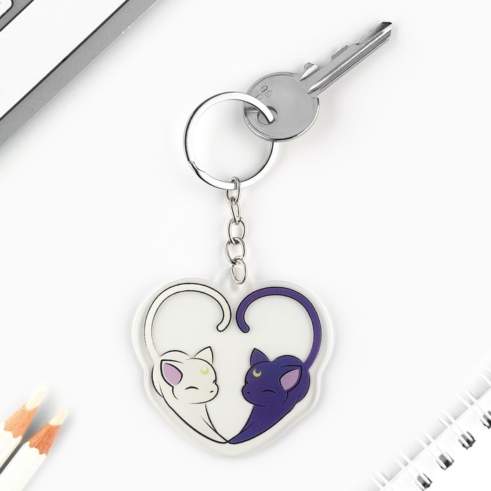 Брелок для ключей детский акриловый Брелок для ключей детский акриловый "Сердце", 5,9 х 6,7 см