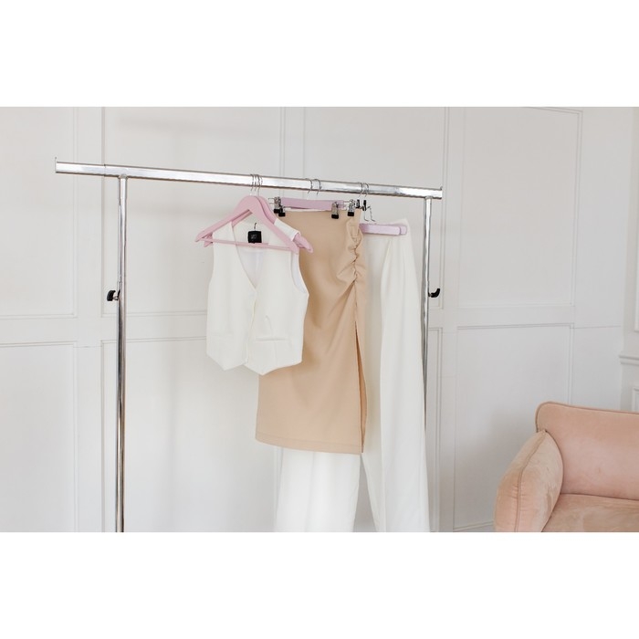 Плечики - вешалки LaDо́m Brillant, 44,5×23×1,2 см, 3 шт, деревянные, широкие плечики, цвет розовый Плечики - вешалки LaDо́m Brillant, 44,5×23×1,2 см, 3 шт, деревянные, широкие плечики, цвет розовый