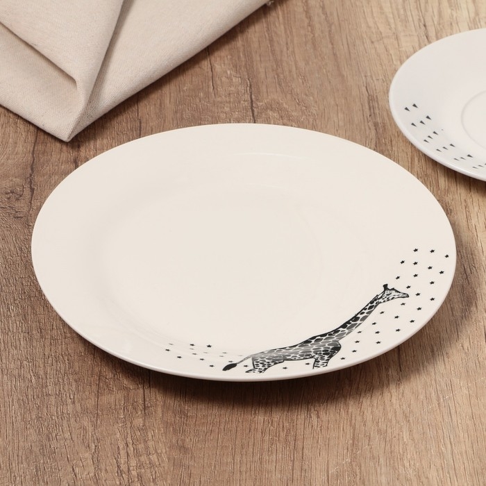 Тарелка керамическая «Животные», 20 см, цвет белый Тарелка керамическая «Животные», 20 см, цвет белый