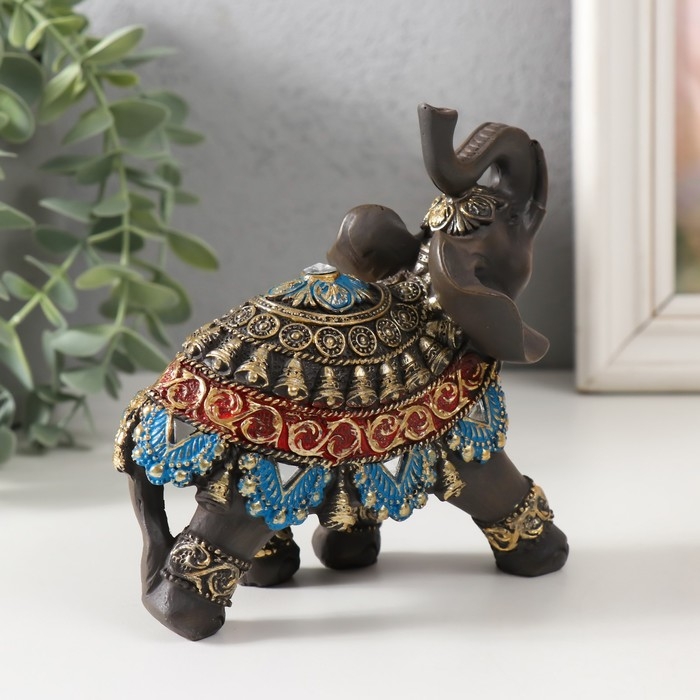 Сувенир полистоун Сувенир полистоун "Слон в красно-синей попоне" МИКС 11х6х12 см