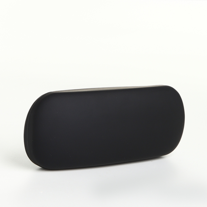 Футляр для очков на хлопушке, длина 16 см, цвет чёрный Футляр для очков на хлопушке, длина 16 см, цвет чёрный