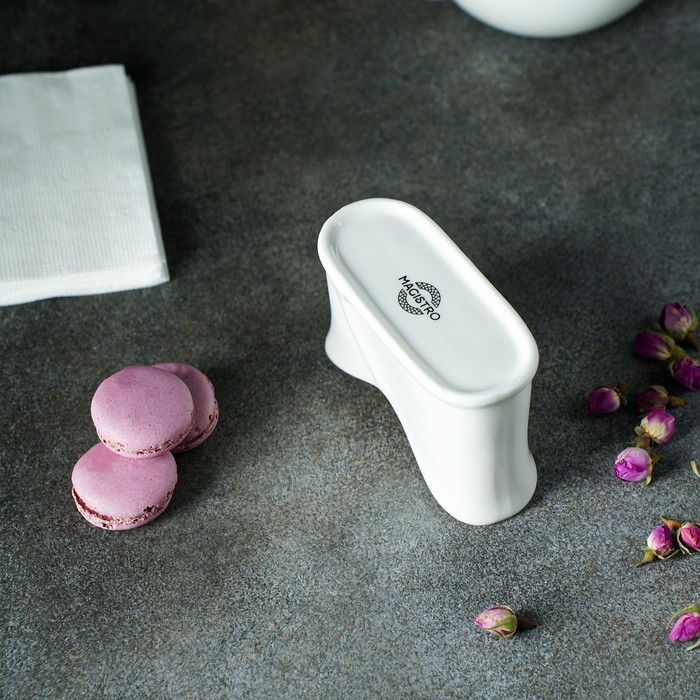 Салфетница фарфоровая Magistro «Бланш», 11,5×5×8 см, цвет белый Салфетница фарфоровая Magistro «Бланш», 11,5×5×8 см, цвет белый