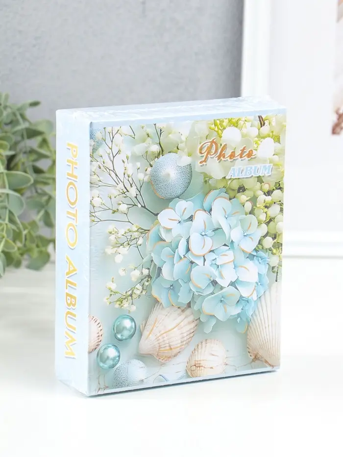 Фотоальбом на 40 фото 10х15 см "Голубая гортензия и ракушки" в коробке 4,5х14х17 см