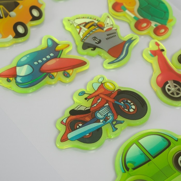 Наклейка силикон на стекло фосфорная Наклейка силикон на стекло фосфорная "Транспорт" 20х16 см