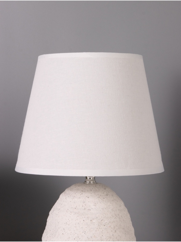 Лампа настольная Лампа настольная "Скала" 1х40Вт Е27 бежевый/белый 20х20х32см