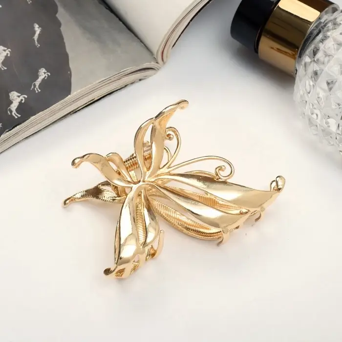 Крабик для волос &laquo;Анисия&raquo;, бабочка, 6.5 см, золотистый