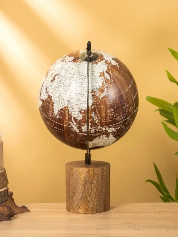 Глобус сувенирный, 23×20×34.5 см, подставка дерево