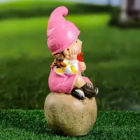 Садовая фигура из полистоуна &laquo;Девочка на шаре&raquo;, 13&times;10&times;24 см, МИКС