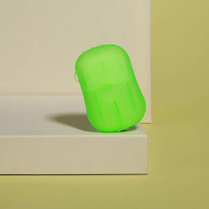 Мыло листовое, в пластинах, 18 (± 2) шт., в футляре, зелёное