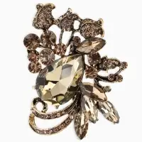 Брошь "Императрица" бутоны роз, цвет светло-коричневый +АВ в чернёном золоте