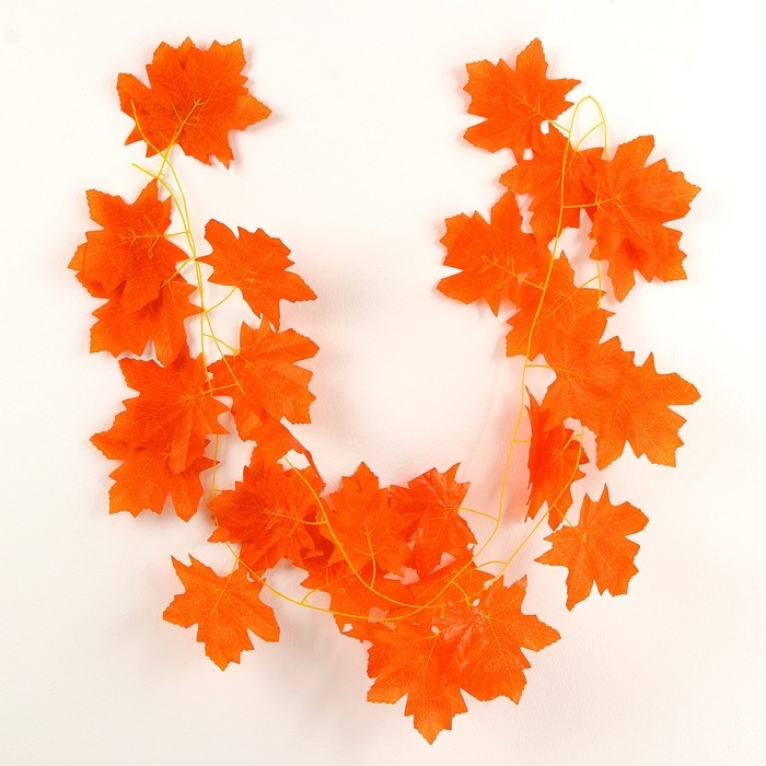 Декор «Гирлянда из листьев» длина: 2,4 м, ширина: 26 см, цвет красный