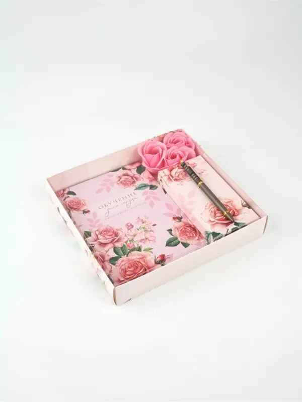 Подарочный набор ежедневник, ручка и мыльные лепестки Подарочный набор ежедневник, ручка и мыльные лепестки "Ежедневник учителя"