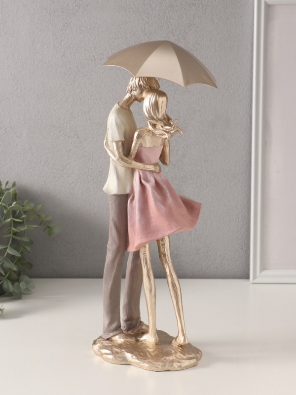 Сувенир полистоун Сувенир полистоун "Влюблённые под зонтом" бело-розовый 15х11х35,5/41,5 см