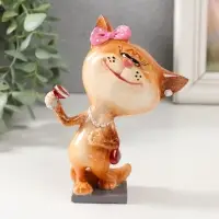 Фигурка полистоун лак &laquo;Кошечка с бокалом&raquo;, 8.3&times;6.2&times;13.8 см