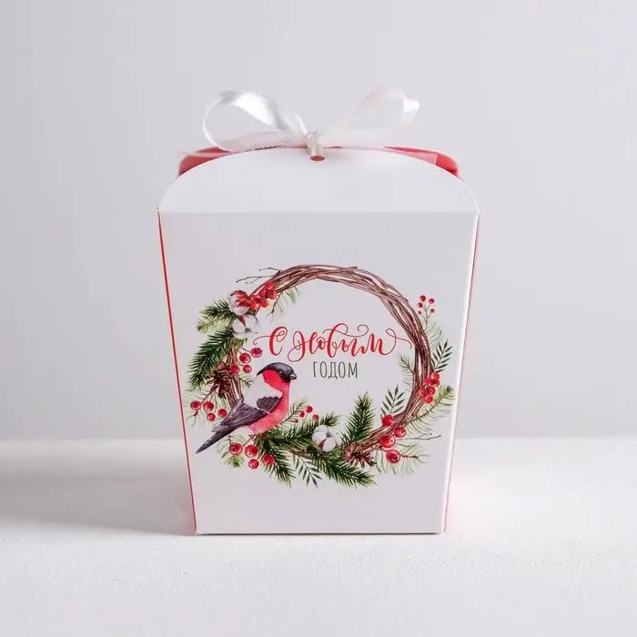 Бонбоньерка новогодняя «Новогодний венок», 7,5 х 8 х 7,5 см, Новый год Бонбоньерка новогодняя «Новогодний венок», 7,5 х 8 х 7,5 см, Новый год