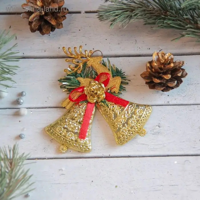 Ёлочная игрушка «Зимнее волшебство. Резные колокольчики с оленем» пластик, 10х9 см, золото Ёлочная игрушка «Зимнее волшебство. Резные колокольчики с оленем» пластик, 10х9 см, золото