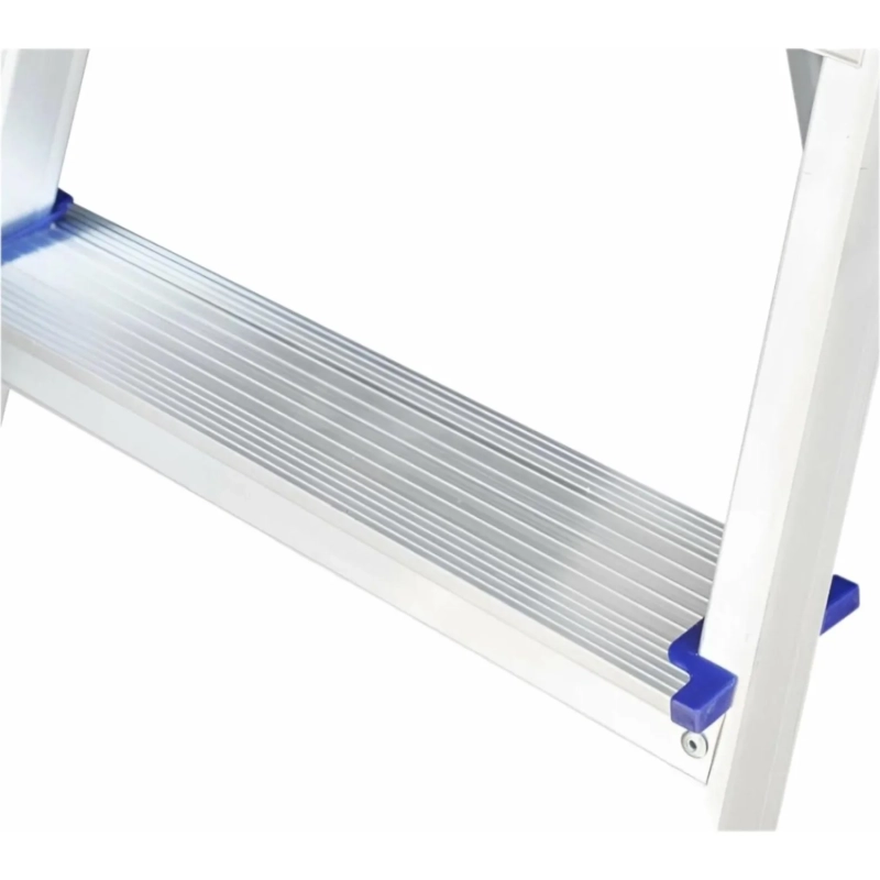 Стремянка алюминиевая 4 ступени TARKO 04104e