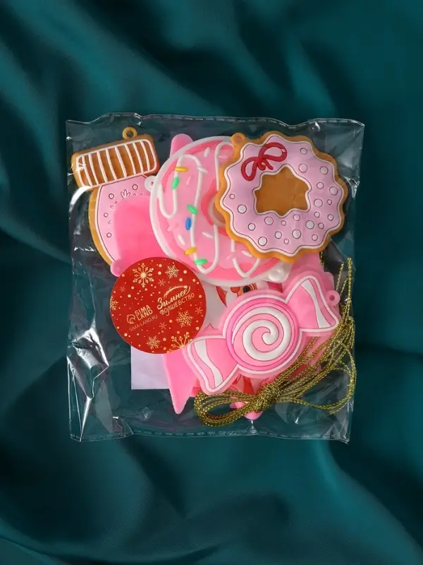 Набор украшений пластик 14 шт "Карнавал" 7 см и 8 м, розовый