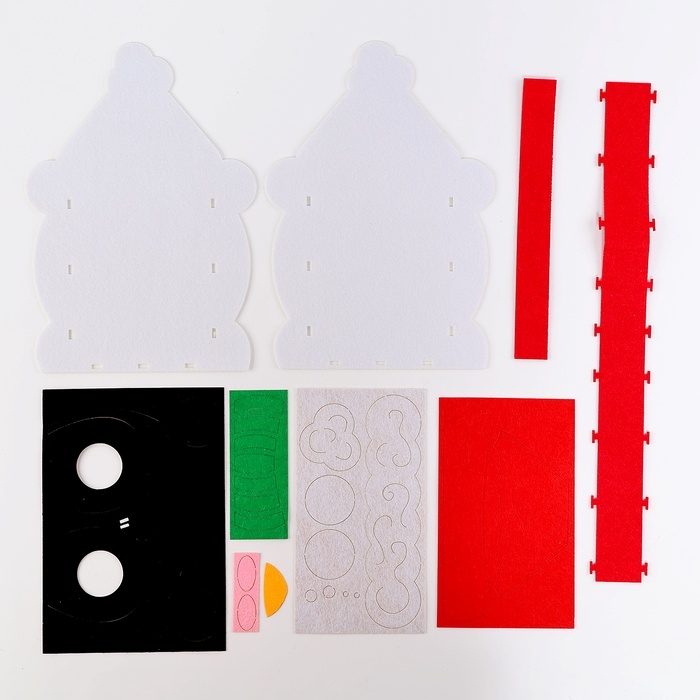 Набор для создания корзинки из фетра на новый год «Пингвин в шапке» Набор для создания корзинки из фетра на новый год «Пингвин в шапке»