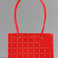 Сумка для цветов влагостойкая, красная 22x10.5x13.5±5% см Сумка для цветов влагостойкая, красная 22x10.5x13.5±5% см