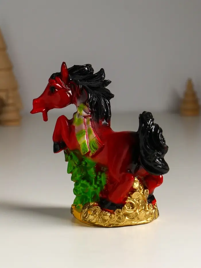 Копилка "Огненный конь с ёлкой" 13х13х6,5 см,