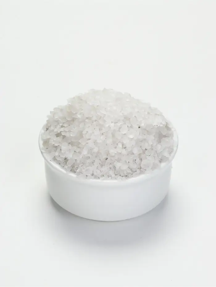 SNOW KISS Соль для ванны, 300 г, сливочный леденец