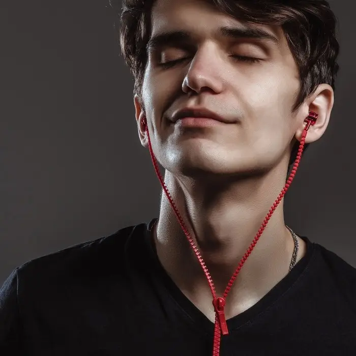 Наушники Luazon VBT 1.10 &laquo;Молния&raquo;, вакуумные, микрофон, красные