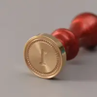 Печать для сургуча с пластиковой ручкой &laquo;Классика цифра 1&raquo;, 2.5&times;2.5&times;6.3 см