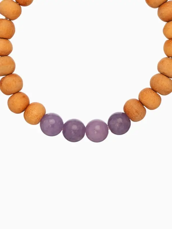 Браслет из сандалового дерева с агатом, длина 18 см, цв. сиреневый Браслет из сандалового дерева с агатом, длина 18 см, цв. сиреневый