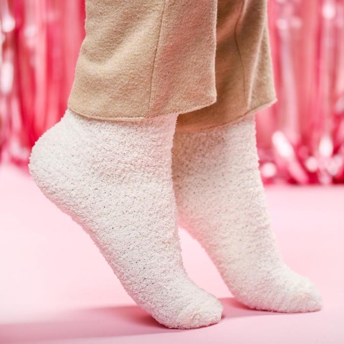 Набор для глинтвейна «Делись теплом в новом году»: бокал 250 мл., специи 30 г., носки