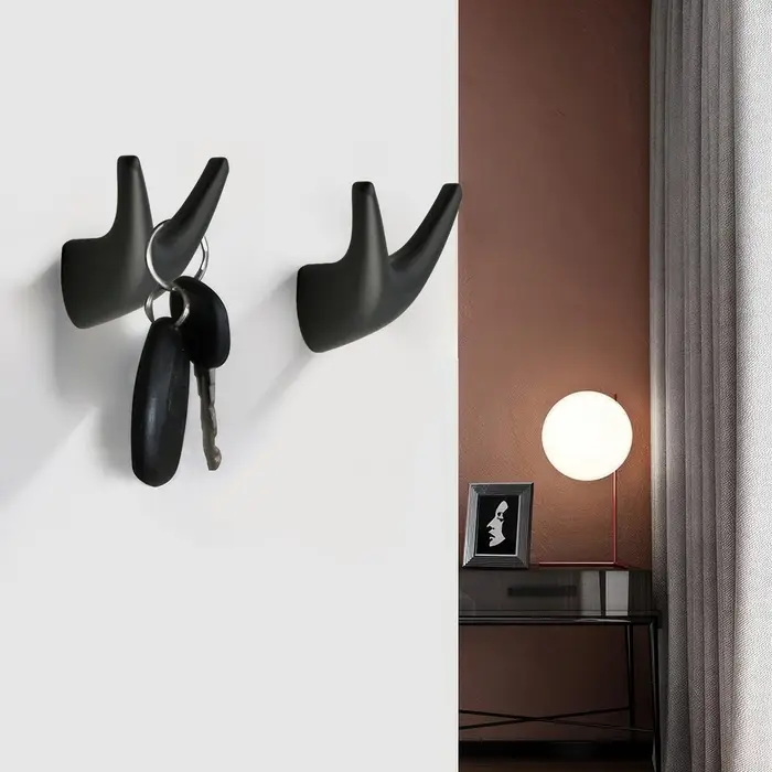 Крючок мебельный CAPPIO GOAT, двухрожковый, цвет черный