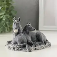 Сувенир "Лошадь с жеребенком" 7 см Сувенир "Лошадь с жеребенком" 7 см