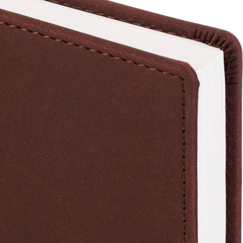 Ежедневник датированный 2026 А5+ VELVET бордовый 3-123/02