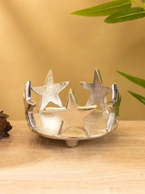 Подсвечник со стеклом &laquo;Созвездие&raquo;, 11&times;11&times;12 см, алюминий