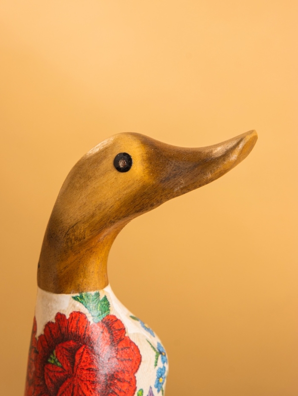 Сувенир «Утка с розой», 10×11×24 см, дерево Сувенир «Утка с розой», 10×11×24 см, дерево