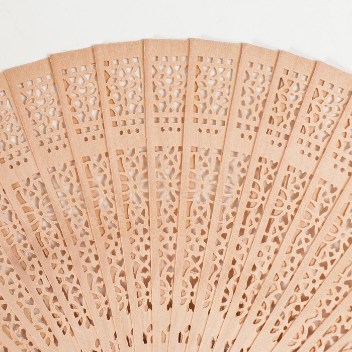 Веер дерево с ароматом сандала Веер дерево с ароматом сандала