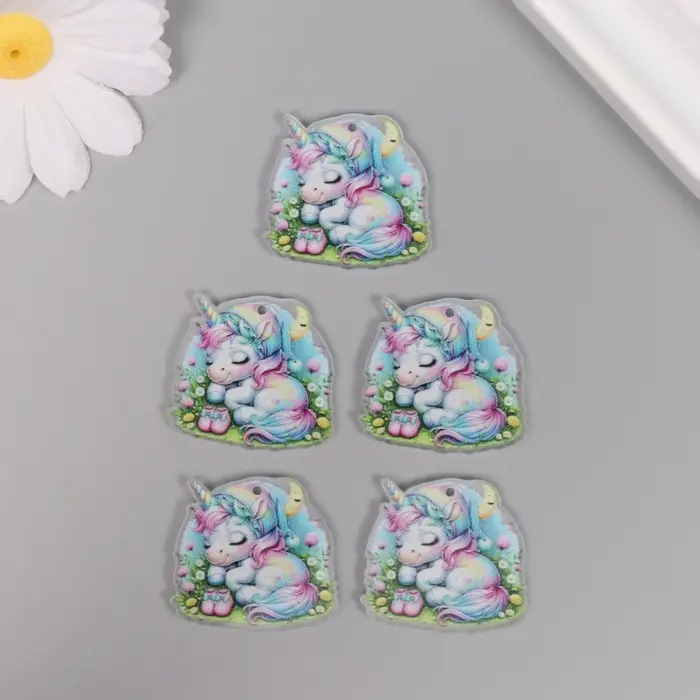 Декор для творчества акрил Декор для творчества акрил "Единорожка в косынке сладко спит на лужайке" 2,9х3х0,2 см