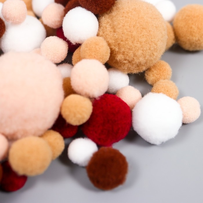 Декор для творчества Декор для творчества "Помпончики. Осенняя пора" d=1-3 см набор 135 шт