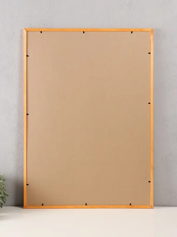 Фоторамка дерево 50х70 см, сосна №1 (пластиковый экран) Фоторамка дерево 50х70 см, сосна №1 (пластиковый экран)