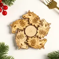 Подставка под горячее Лошадь в цветах, 11см, можжевельник