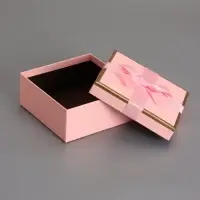 Наборок коробок 3 в 1 прямоугольные 19*19*9.8 17*17*8.0 15*15*6.5 см