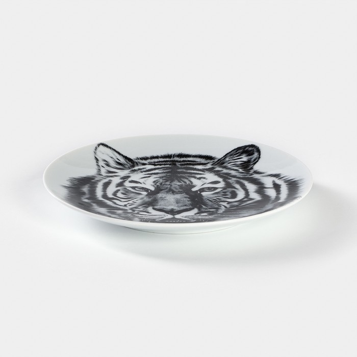 Тарелка фарфоровая «Тигр», d=20 см, белая Тарелка фарфоровая «Тигр», d=20 см, белая