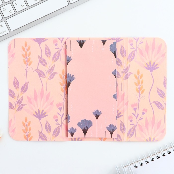 Блок бумаг с липким слоем «8 Марта», 30 листов Блок бумаг с липким слоем «8 Марта», 30 листов