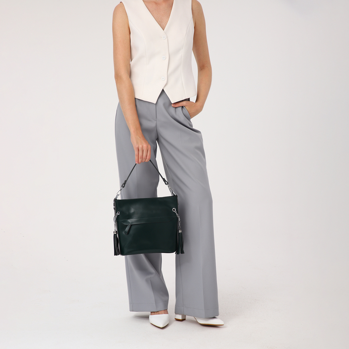 Сумка-тоут на молнии, 2 наружных кармана, длинный ремень, цвет зелёный