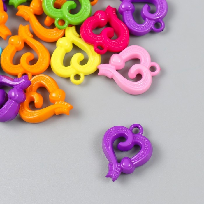 Декор для творчества пластик Декор для творчества пластик "Сердца изогнутые" цветные набор 25 гр 0,7х2,1х2,6 см