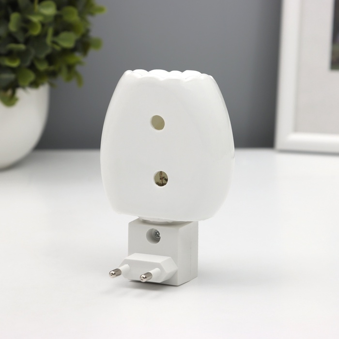 Светильник Светильник "Тетушка сова" 1х7Вт Е11 белый 6х7х11см